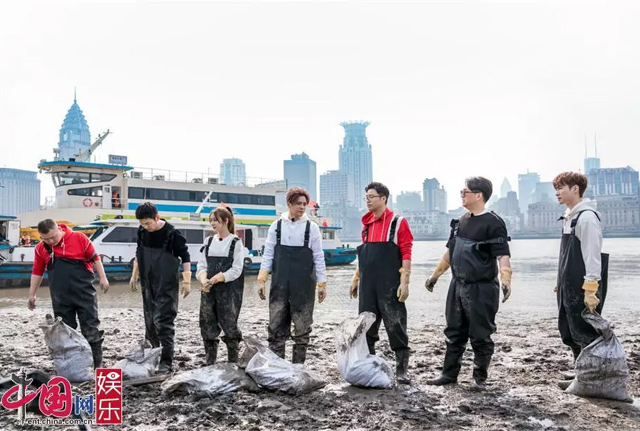 bb3a3e5d-2efa-4eda-9d22-3150c13e0d79.jpg 極限挑戰(zhàn)垃圾分類.jpg